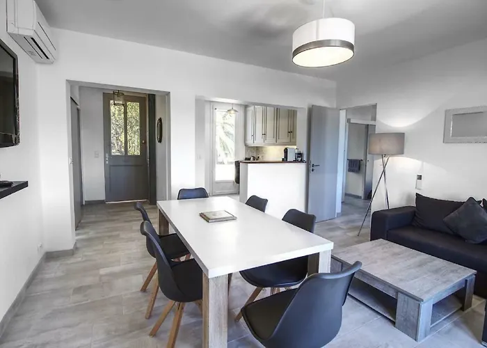 Appartement Avec Splendide Vue Mer, A 200 M De La Plage, Golfe De Saint-Tropez
