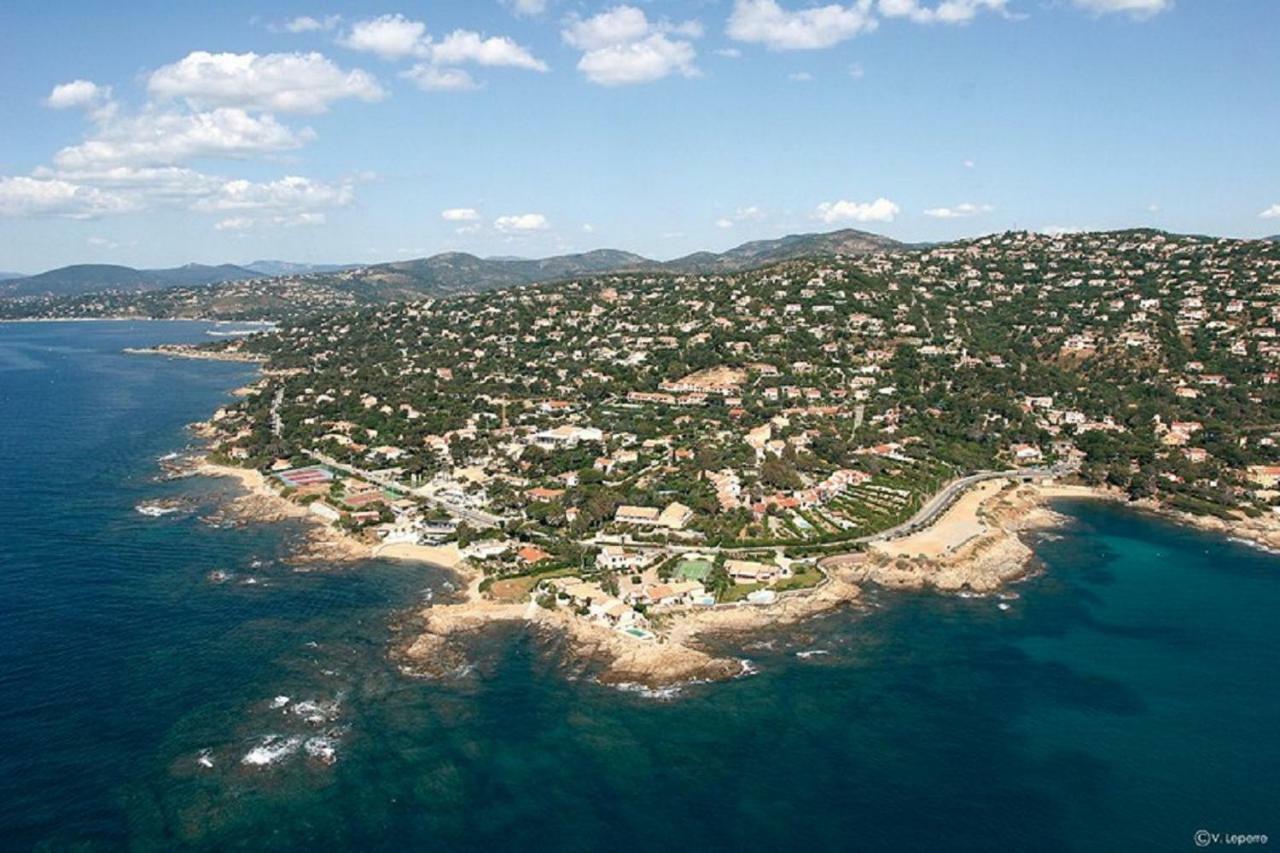 Apartment Avec Splendide Vue Mer, A 200 M De La Plage, Golfe De Saint-tropez Les Issambres